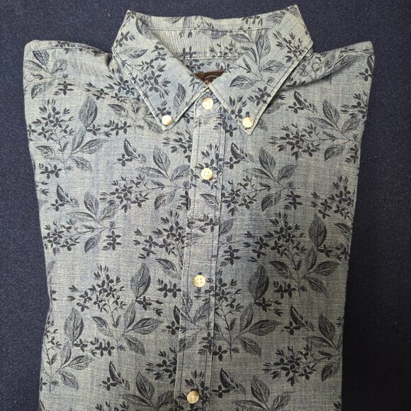 Men's Large Floral Button-Down Shirt (24" ptp) - Picture 1 of 7